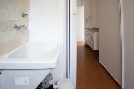 Apartamento à venda com 45m², 1 quarto e sem vaga Apartamento à venda com 45m², 1 quarto e sem vagaLavanderia