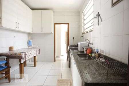 Apartamento para alugar com 95m², 2 quartos e 1 vagaCozinha