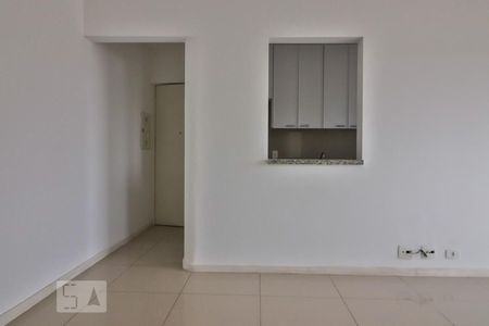 Apartamento para alugar com 71m², 2 quartos e 1 vaga Apartamento para alugar com 71m², 2 quartos e 1 vagaSala