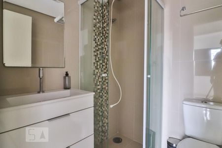 Apartamento para alugar com 71m², 2 quartos e 1 vaga Apartamento para alugar com 71m², 2 quartos e 1 vagaBanheiro 1