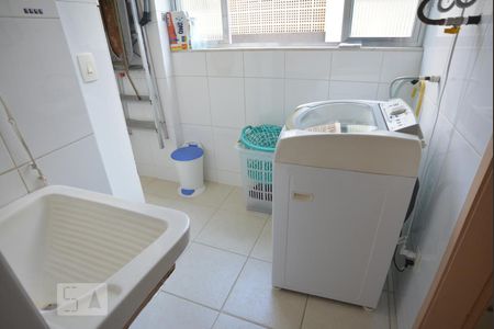 Apartamento à venda com 111m², 3 quartos e 2 vagasÁrea de Serviço