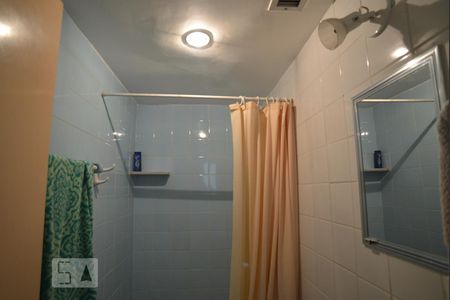 Apartamento à venda com 111m², 3 quartos e 2 vagasBanheiro de Serviço