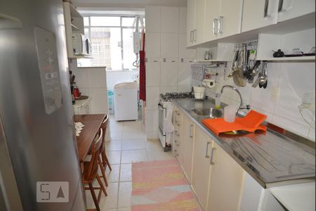 Apartamento à venda com 111m², 3 quartos e 2 vagasCozinha