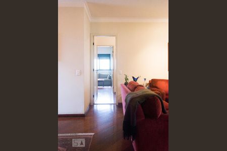 Apartamento à venda com 136m², 3 quartos e 2 vagasCorredor quartos