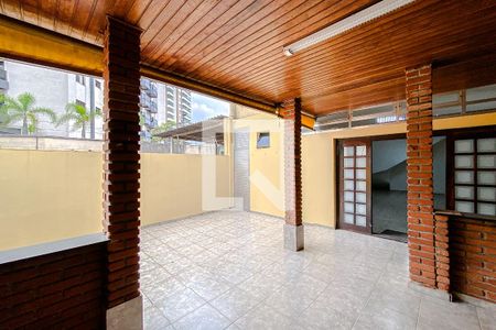 Casa para alugar com 440m², 4 quartos e 5 vagasÁrea comum - Churrasqueira