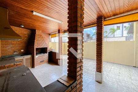 Casa para alugar com 440m², 4 quartos e 5 vagasÁrea comum - Churrasqueira