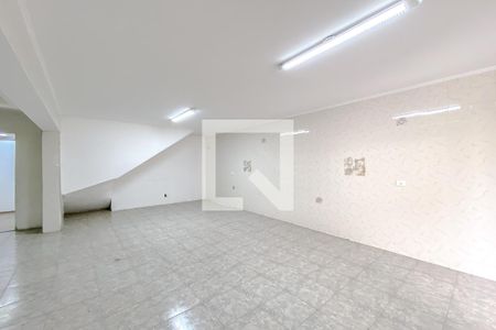 Casa para alugar com 440m², 4 quartos e 5 vagasÁrea comum - Salão
