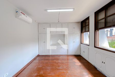 Casa para alugar com 440m², 4 quartos e 5 vagasQuarto 4 