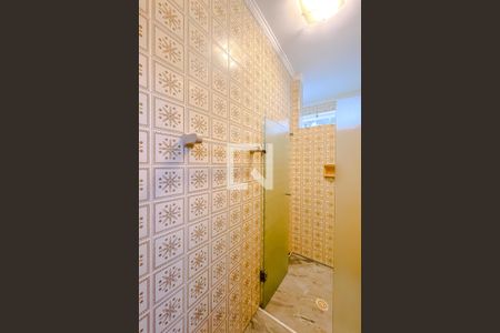 Casa para alugar com 440m², 4 quartos e 5 vagasBanheiro 