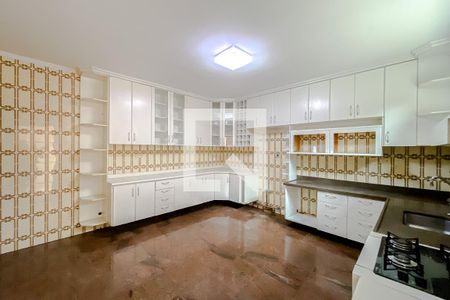 Casa para alugar com 440m², 4 quartos e 5 vagasCozinha