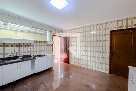 Casa para alugar com 440m², 4 quartos e 5 vagasCozinha
