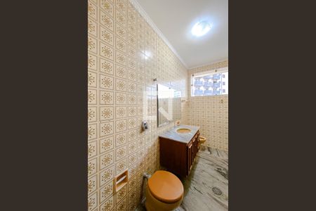 Casa para alugar com 440m², 4 quartos e 5 vagasBanheiro