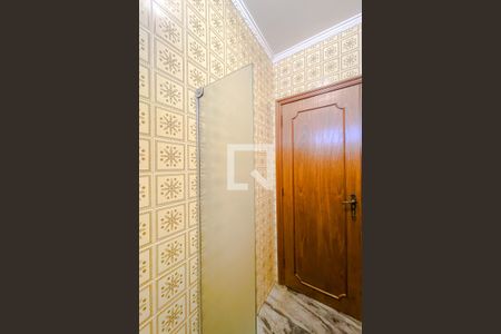 Casa para alugar com 440m², 4 quartos e 5 vagasBanheiro 