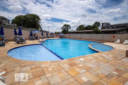 Apartamento à venda com 48m², 2 quartos e 1 vaga Apartamento à venda com 48m², 2 quartos e 1 vagaPiscina