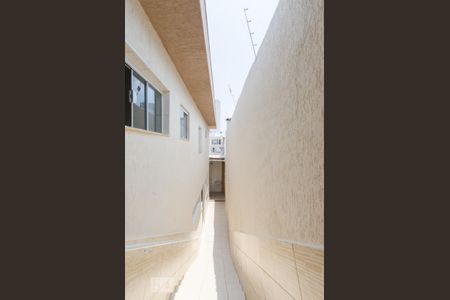 Casa para alugar com 32m², 1 quarto e sem vaga Casa para alugar com 32m², 1 quarto e sem vagaCorredor comum