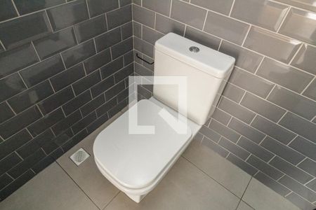 Banheiro de kitnet/studio para alugar com 1 quarto, 25m² em Campos Elíseos, São Paulo