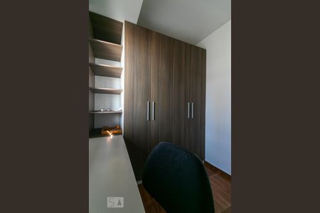 Apartamento à venda com 75m², 3 quartos e 1 vagaQuarto 1 - Armários