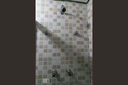 Apartamento à venda com 75m², 3 quartos e 1 vagaBanheiro 2 - Chuveiro