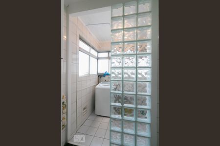 Apartamento à venda com 75m², 3 quartos e 1 vagaÁrea de Serviço