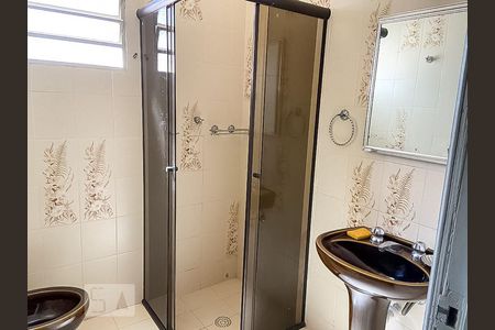 Banheiro de casa para alugar com 3 quartos, 140m² em Vila Paulista, São Paulo