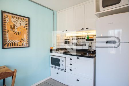 Studio para alugar com 28m², 1 quarto e 1 vaga Studio para alugar com 28m², 1 quarto e 1 vagaCozinha