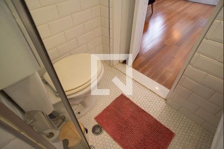 Studio para alugar com 28m², 1 quarto e 1 vaga Studio para alugar com 28m², 1 quarto e 1 vagaBanheiro