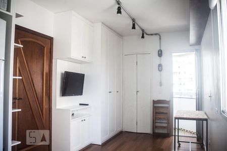 Sala/Quarto de kitnet/studio à venda com 1 quarto, 22m² em Consolação, São Paulo