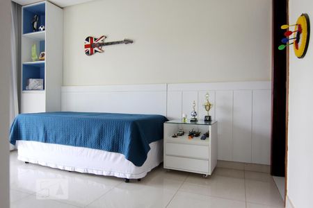 Casa de condomínio para alugar com 450m², 4 quartos e 4 vagas Casa de condomínio para alugar com 450m², 4 quartos e 4 vagasquarto 2