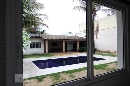 Casa de condomínio para alugar com 450m², 4 quartos e 4 vagas Casa de condomínio para alugar com 450m², 4 quartos e 4 vagasÁrea de Serviço
