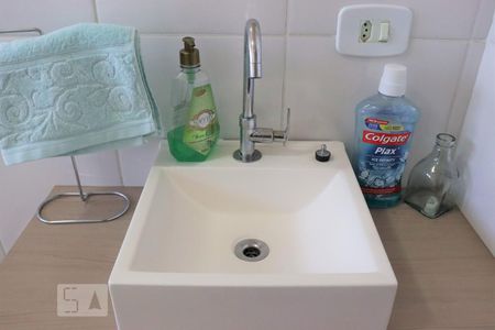 Apartamento à venda com 65m², 2 quartos e 1 vagaBanheiro - Torneira