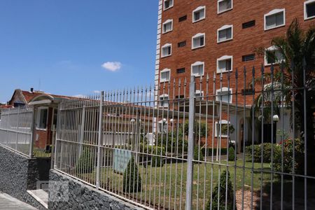 Apartamento à venda com 65m², 2 quartos e 1 vagaFachada