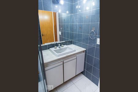 Apartamento à venda com 114m², 3 quartos e sem vagaBanheiro