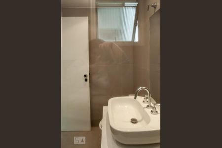 Apartamento para alugar com 60m², 1 quarto e 1 vaga Apartamento para alugar com 60m², 1 quarto e 1 vagaBanheiro