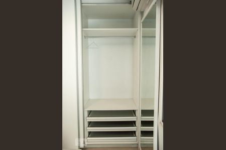 Apartamento para alugar com 60m², 1 quarto e 1 vaga Apartamento para alugar com 60m², 1 quarto e 1 vagaQuarto