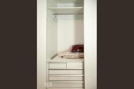 Apartamento para alugar com 60m², 1 quarto e 1 vaga Apartamento para alugar com 60m², 1 quarto e 1 vagaQuarto