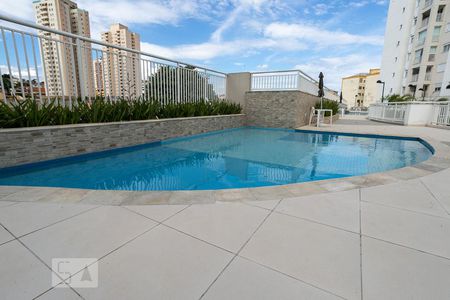 Apartamento à venda com 57m², 2 quartos e 2 vagasÁrea comum - Piscina