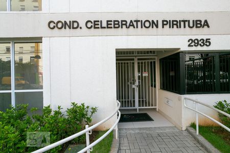 Apartamento à venda com 57m², 2 quartos e 2 vagasFachada do Condomínio