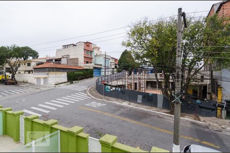 Casa de condomínio à venda com 240m², 3 quartos e 4 vagasVista