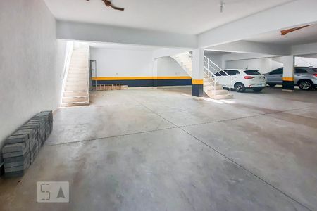 Casa à venda com 240m², 3 quartos e 4 vagas