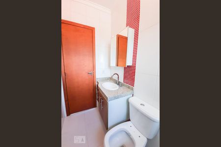 Casa à venda com 240m², 3 quartos e 4 vagas