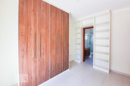 Casa à venda com 240m², 3 quartos e 4 vagas