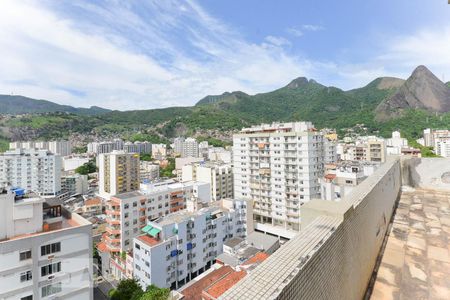 Apartamento à venda com 140m², 1 quarto e 2 vagasVaranda Suíte