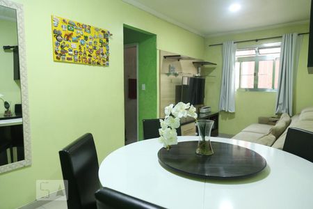 Sala de apartamento para alugar com 2 quartos, 60m² em Vila Carmosina, São Paulo