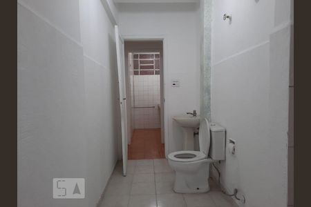 Banheiro de apartamento à venda com 1 quarto, 38m² em Sé, São Paulo