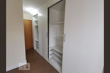 Apartamento para alugar com 100m², 2 quartos e 2 vagasQuarto