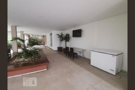 Apartamento para alugar com 100m², 2 quartos e 2 vagasDetalhe