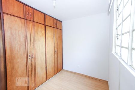 Quarto de apartamento para alugar com 3 quartos, 60m² em Nova Suíça, Belo Horizonte