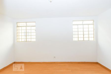 Quarto de apartamento para alugar com 3 quartos, 60m² em Nova Suíça, Belo Horizonte