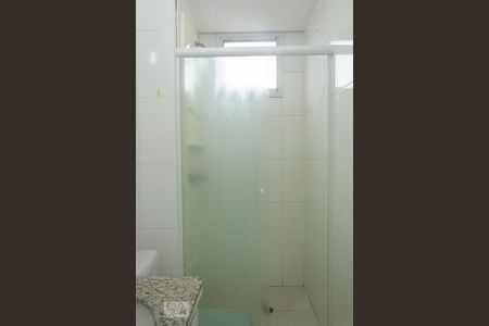 Banheiro corredor de apartamento para alugar com 2 quartos, 68m² em Vila Sônia, São Paulo