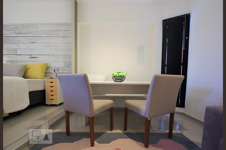 Sala Jantar de apartamento para alugar com 1 quarto, 46m² em Cambuí, Campinas